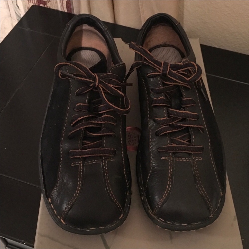 Born black leather lace up oxfords